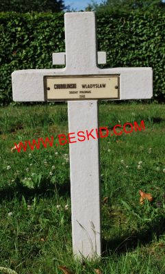 CHUDOLINSKI Wladyslaw
Décès 1940 Villing (57)
Inhumation 17.05.1964 - Tombe 3
Armée Polonaise
copyright Frania 
