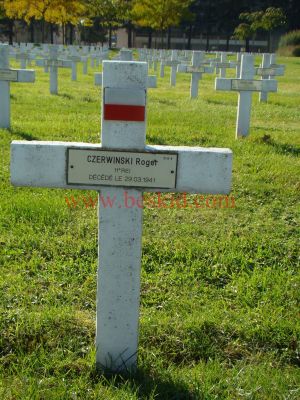 CZERWINSKI Roger
Décès 29.03.1941
11ème Régiment Etranger Infanterie
Soldat
Provenance Valence (26)
Inhumation 06.07.1960 - PV 3346
Carré D - Rang 5 - Tombe 4
Copyright Frania
