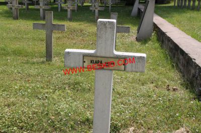 KLAPA Waclaw
Décès 06.1940 Guinzeling (57)
Inhumation 14.05.1942 - Tombe 210
Armée Polonaise
copyright Frania 
