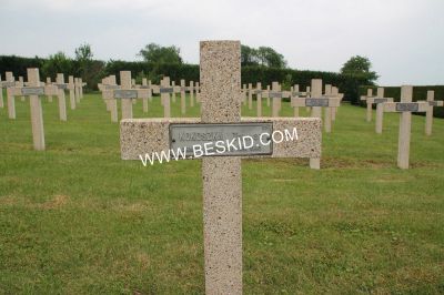 KOKOSZKA Tomasz
Décès 06.1940 Sarrebourg (57)
Inhumation 14.10.1943
Armée Polonaise
Tombe 374
Copyright Frania
