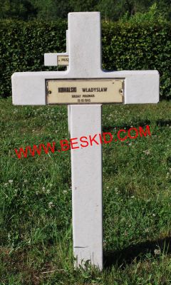 KOWALSKI Wladyslaw
Décès 18.10.1945 Epinal (88)
Inhumation 24.07.1964 - Tombe 59
Armée Américaine
copyright Frania 

