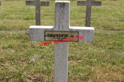 KWIATKOWSKI Jan
Décès 26.06.1941 Mulhouse (68)
Inhumation 11.05.1966 - Tombe 186
Armée Polonaise
copyright Frania 
