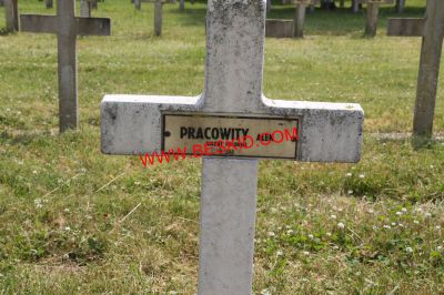 PRACOWITZ Alek
Décès 06.1940 Dieuze (57)
Inhumation 05.06.1942 - Tombe 196
Armée Polonaise
copyright Frania 
