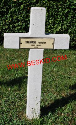 SZPILGOWSKI Waclaw
Décès 06.1940 Pierrepont (54)
Inhumation 24.06.1964 - Tombe 72
Armée Polonaise
copyright Frania 
