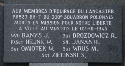 Ville-au-Montois (54)
[url=http://www.beskid.com/lancaster.html]Voir le dernier vol du Lancaster PB823 [/url]
Mots-clés: Lancaster