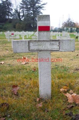 DELINGER Jerzy Wladislaw
18 ans - célibataire - étudiant à Metz 4 rue Gambetta
Né 26.07.1925 Pont-à-Mousson (54)
Fils Ladislas ouvrier & Owczarek Sophie Marie couturière
Parents naturalisés en 1949
Décès 21.07.1944 Vassieux-en-Vercors (26)
(Tué à l’ennemi)
Forces Française Intérieures F.F.I.
Soldat Résistant
Provenance Villard-de-Lans (38)
Inhumation 15.07.1958 - PV 2795
Carré A - Rang 10 - Tombe 73
Inscrit sur le chemin de Croix Valchevière à
Villard-de-Lans (38)
MORT POUR LA FRANCE
(dossier 538646 du 05.02.1947)
Copyright Frania
