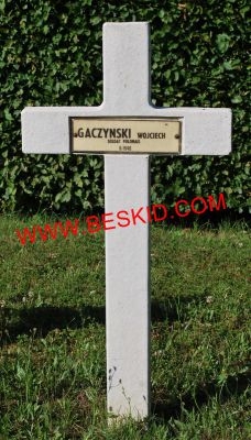 GACZYNSKI Wojciech
Décès 06.1940 Xousse (54)
Inhumation 18.06.1964 - Tombe 93
Armée Polonaise
copyright Frania 
