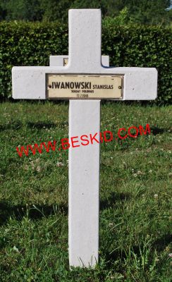 IWANOWSKI Stanislaw
Décès 12.07.1940 Epinal (88)
Inhumation 24.07.1964 - Tombe 58
Armée Polonaise
copyright Frania 
