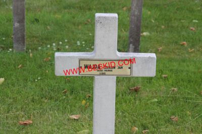 WAJDA Czeslaw Jan
Décès 06.1940 Dieuze (57)
Inhumation 20.05.1942 - Tombe 234
Armée Polonaise
copyright Frania 
