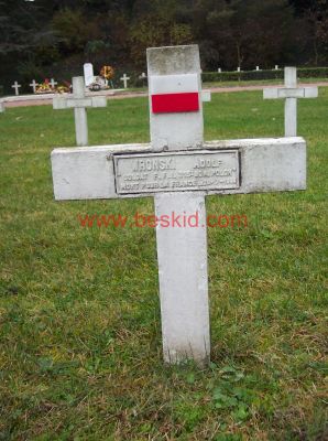 WRONSKI Adolphe
23 ans - célibataire
Né 21.12.1920 Dortmund (D)
Fils d’Adolf & Kacer Stanislawa 
Décès 20.07.1944 La Versanne (42)
Les Loges de Montheux
315ème Régiment Bataillon Polonais
Soldat dans la Résistance Française
Provenance La Ricamarie (42)
Mineur à La Ricamarie 48 cité du Crêt de Mars
Inhumation 21.10.1958 - PV 2925
Carré A - Rang 18 - Tombe 17
MORT POUR LA FRANCE
(Dossier AC 31 P 168935)
Copyright Frania
