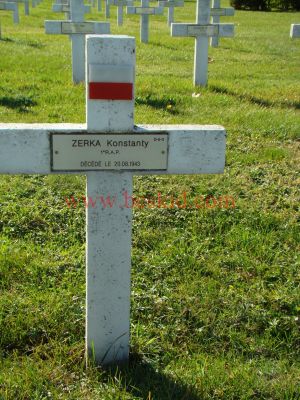 ZERKA (Zerko) Konstanty
42 ans - célibataire
Né 19.01.1900 Janczak (PL)
Décès 20.08.1943 Bourg-lès-Valence (26)
(Hôpital du Valentin)
Mort au Champ d’Honneur
1er Régiment Artillerie Polonais
Soldat 2ème classe
Provenance Bourg-lès-Valence (26)
Inhumation 06.07.1960 - PV 3359
Carré D - Rang 5 - Tombe 3 
Copyright Frania
